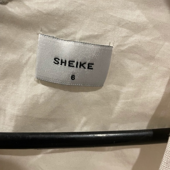 Sheike Beige Linen Playsuit with tie AUS 6 - Picture 3 of 4